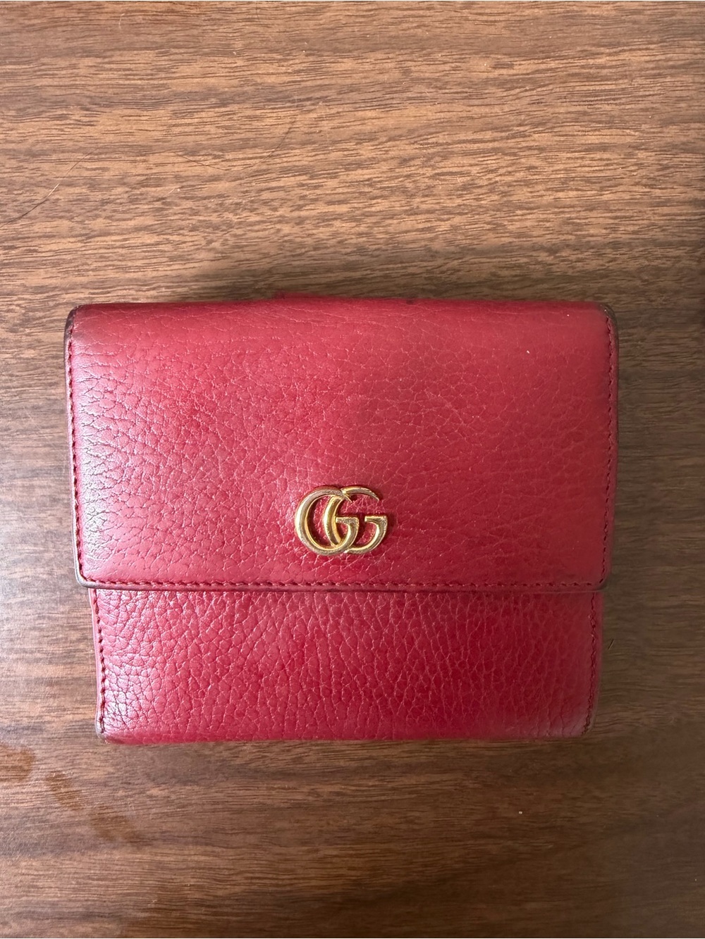 Vintage red Gucci wallet